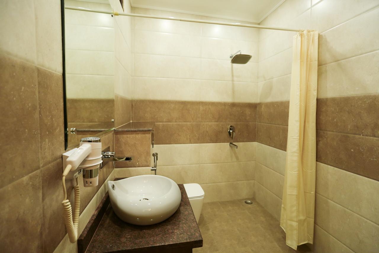 מלון נוידה Css Abode מראה חיצוני תמונה
